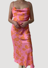 Load image into Gallery viewer, floral midi dress
