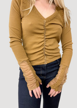 Load image into Gallery viewer, Camel Long Sleeve
